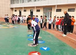 马赫雷斯和知名说唱歌手一同出镜，展示阿尔及利亚队新球衣