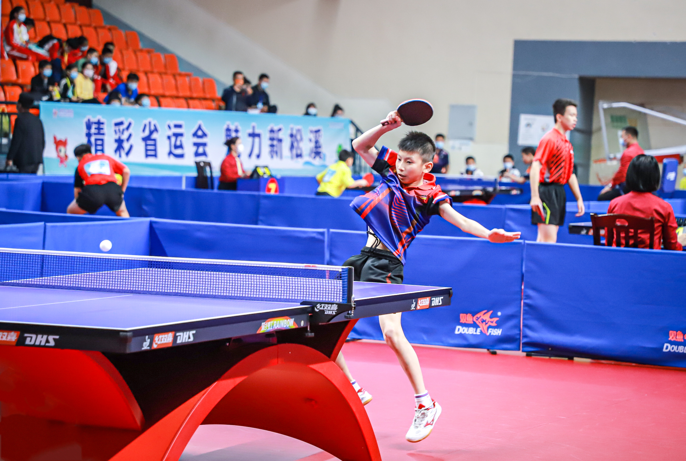 备受瞩目的 备受瞩目的